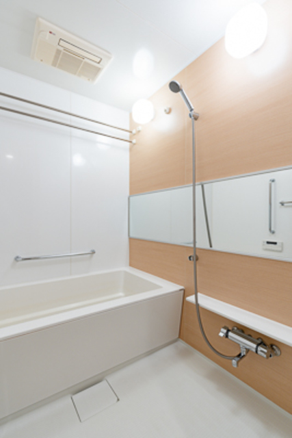 バス・シャワールーム　※写真は同タイプ住戸です。