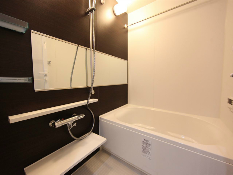 バス・シャワールーム　追い焚き　浴室暖房乾燥機　24時間換気　オートバスバスルーム