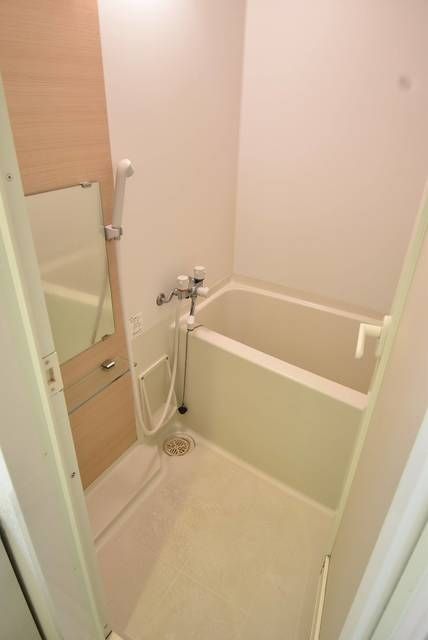 バス・シャワールーム　※別号室の参考写真