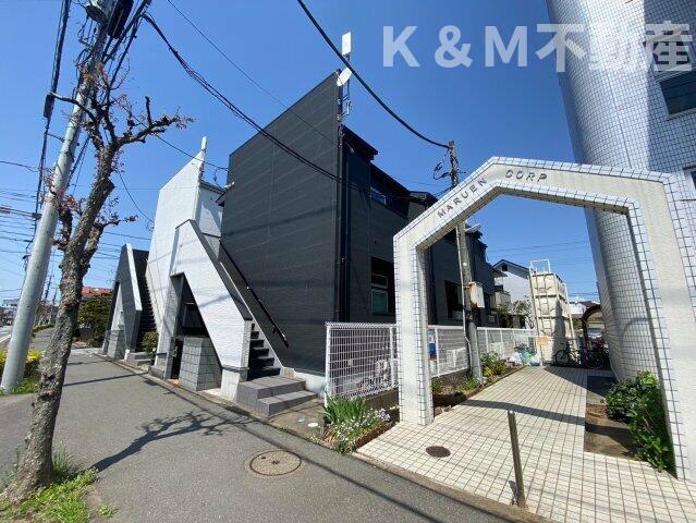 建物外観　落ち着いた雰囲気の外観です