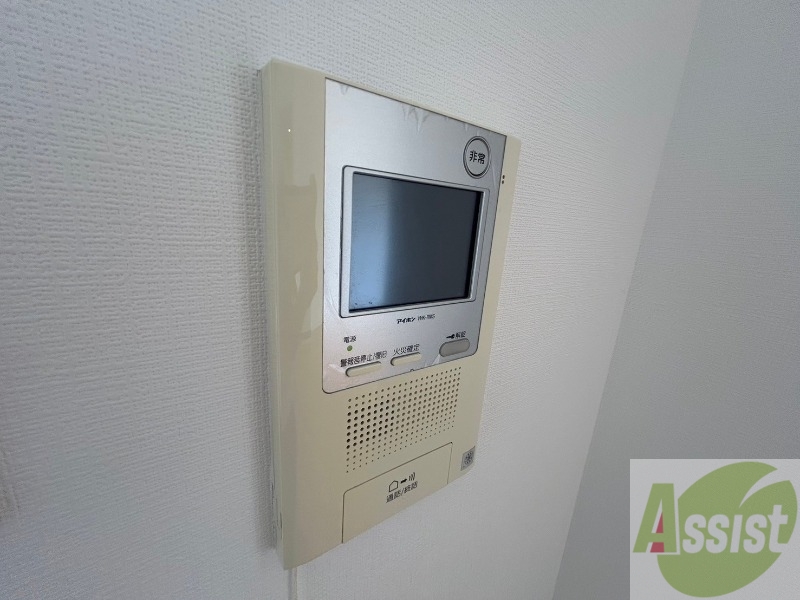 セキュリティ　インターホンは通話ができるので急な訪問があっても安心です。