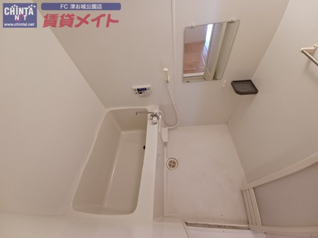 バス・シャワールーム　同物件別室画像