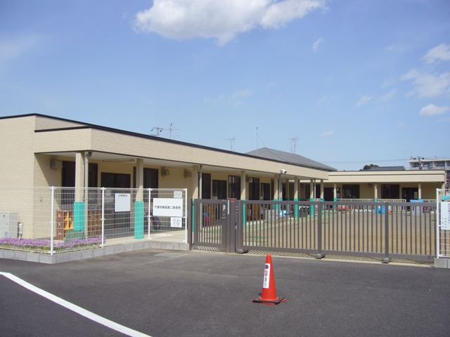 幼稚園・保育園　幕張第二保育所（幼稚園・保育園）まで651m