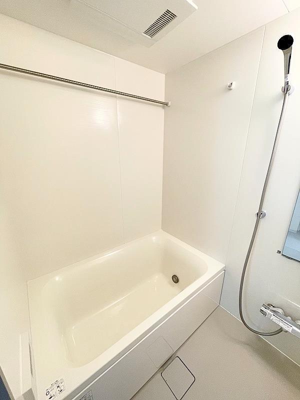 バス・シャワールーム　追い焚き・浴室乾燥機能付き