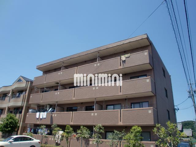 建物外観　日当たりの良い重量感のある外観です。