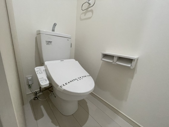 トイレ　※別部屋の写真です