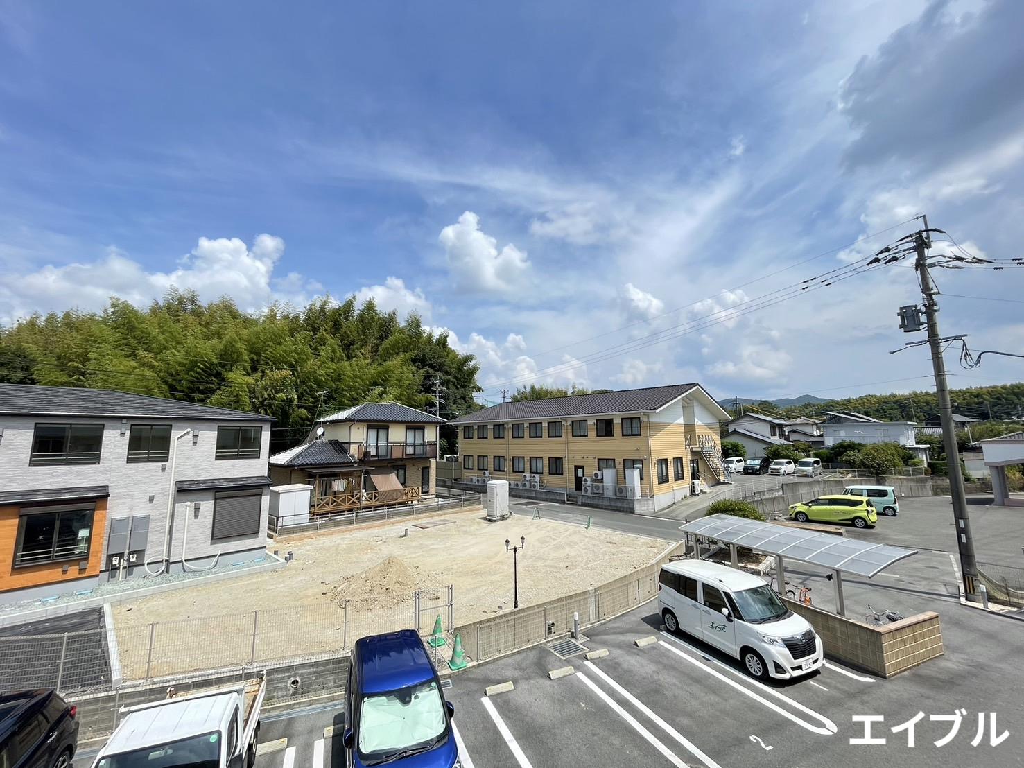 眺望　同じ建物の違うお部屋のお写真です