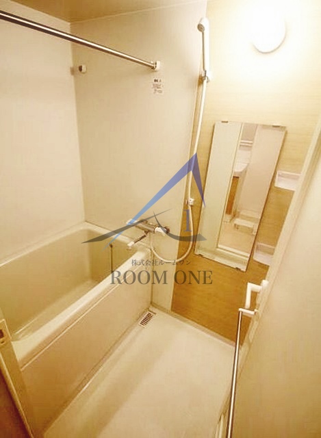 バス・シャワールーム　お風呂です。