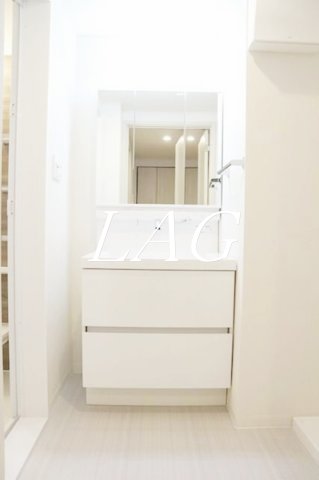 洗面設備　洗面台です。