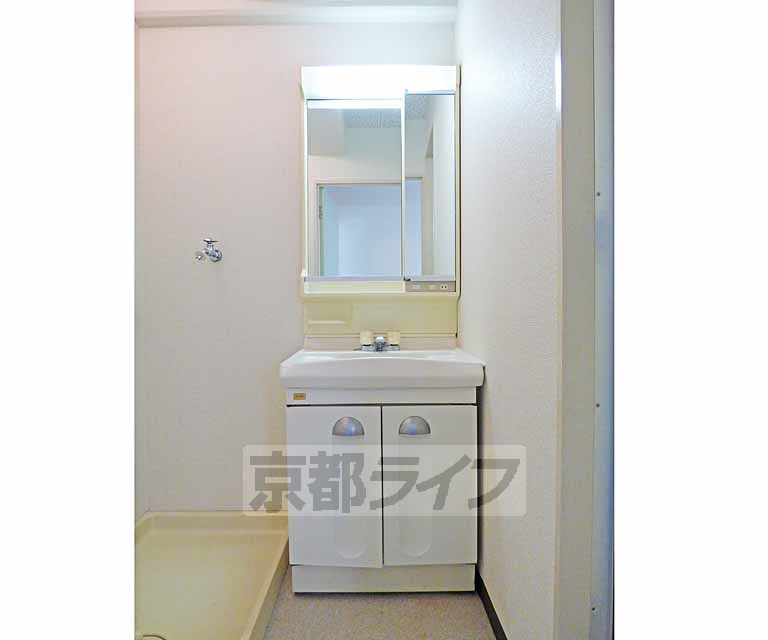 洗面設備　洗面台です。