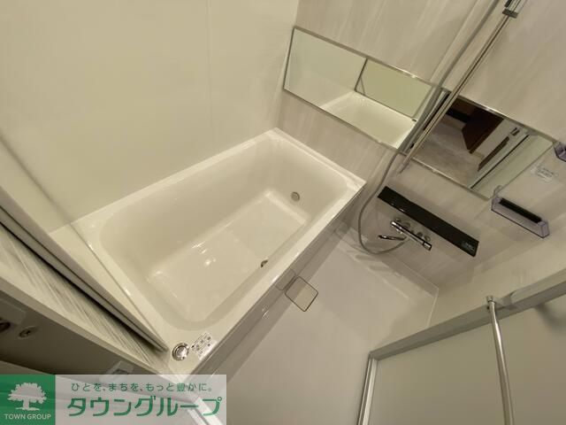 バス・シャワールーム　※同室タイプ参考写真