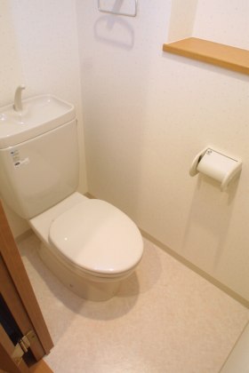 トイレ　ゆったりとした空間のトイレです