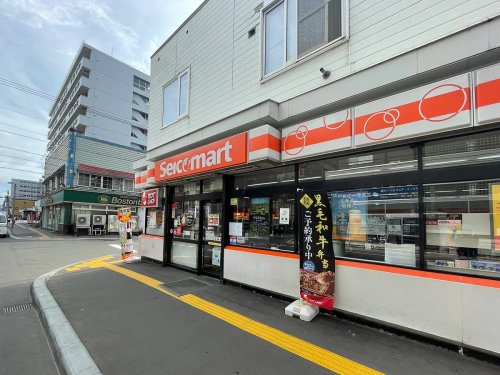 コンビニ　セイコーマート どもん店（コンビニ）まで80m