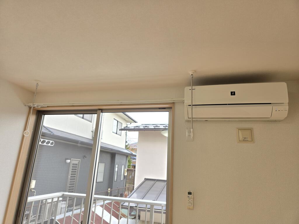 その他設備　エアコン＆室内物干し