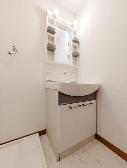 洗面設備　身支度に便利な洗面台♪