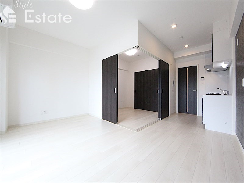 居室・リビング　内装