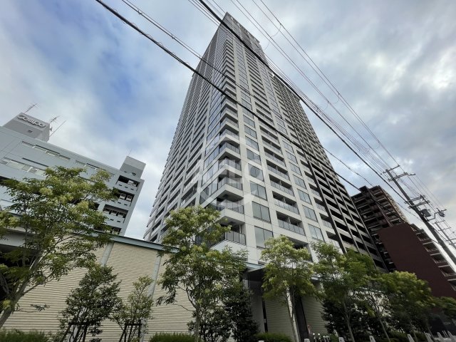 建物外観　クレヴィアタワー中之島　外観