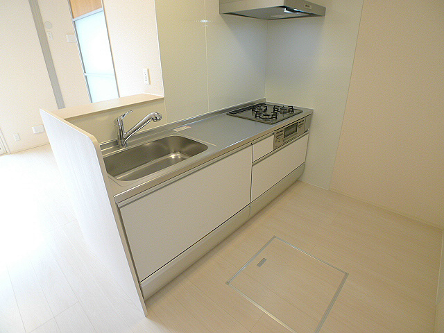 キッチン　キッチンはシステムキッチン