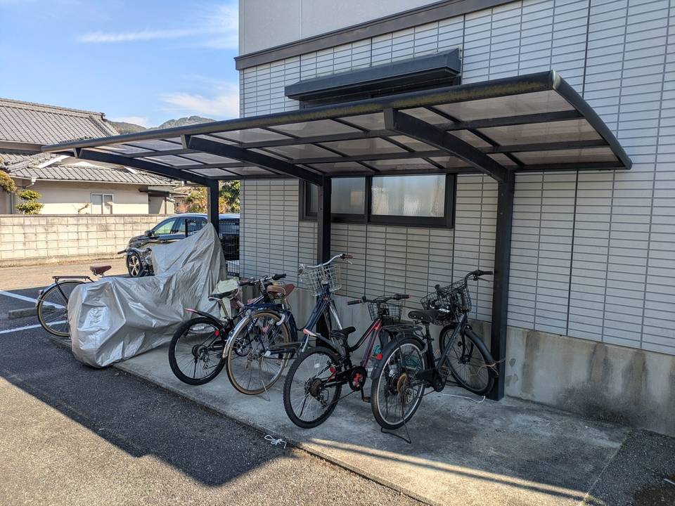 駐車場　駐輪場