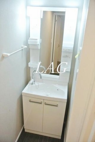 洗面設備　洗面台です。