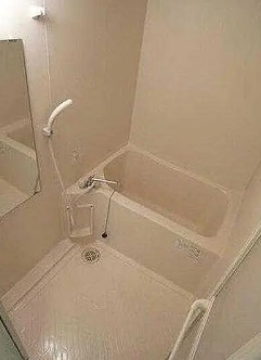 バス・シャワールーム　別部屋の画像を使用しております。