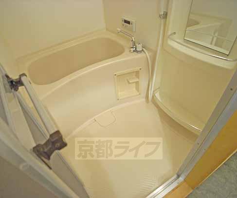 バス・シャワールーム　お風呂も広さがあります！