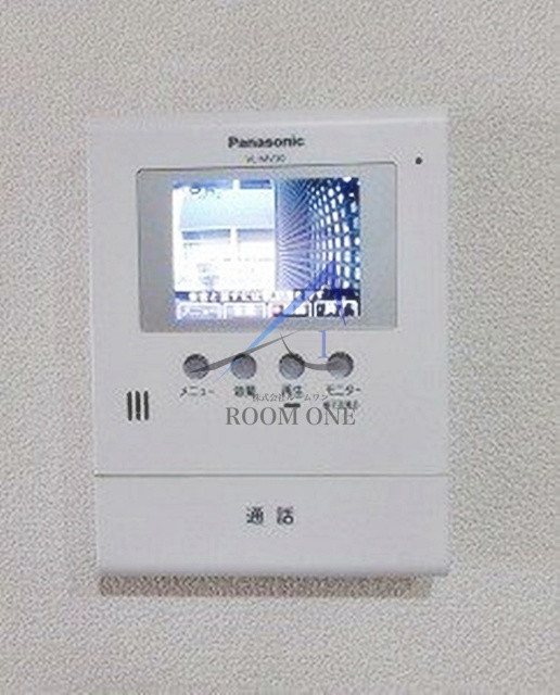 セキュリティ　モニター付きインターホンです。