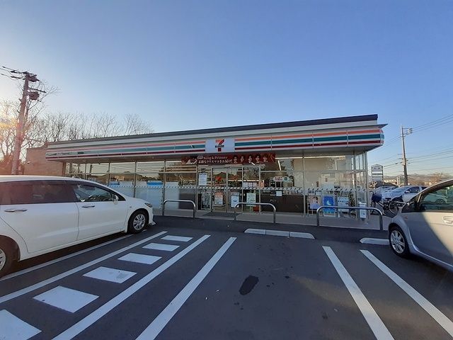 コンビニ　セブン-イレブン土浦西並木町店（コンビニ）まで800m