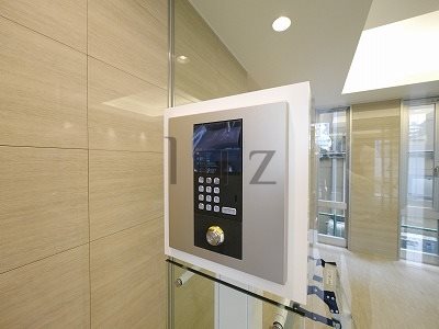 セキュリティ　モニタ付きインターホン完備！！