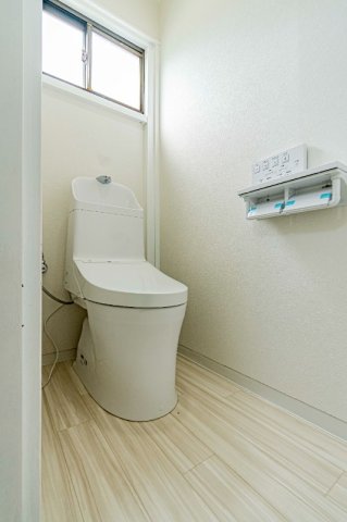 トイレ　清潔感のあるトイレです