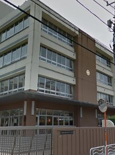 中学校　江東区立深川第三中学校（中学校）まで1483m