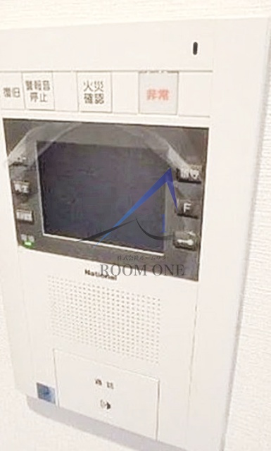 セキュリティ　モニター付きインターホンです。