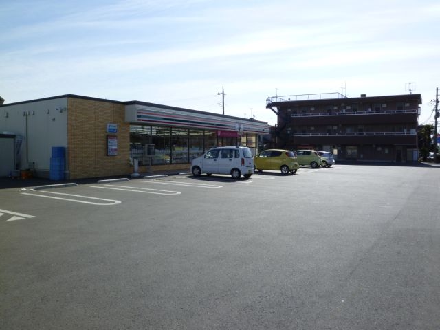 コンビニ　セブンイレブン（コンビニ）まで1200m