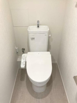 トイレ　トイレもきれいです