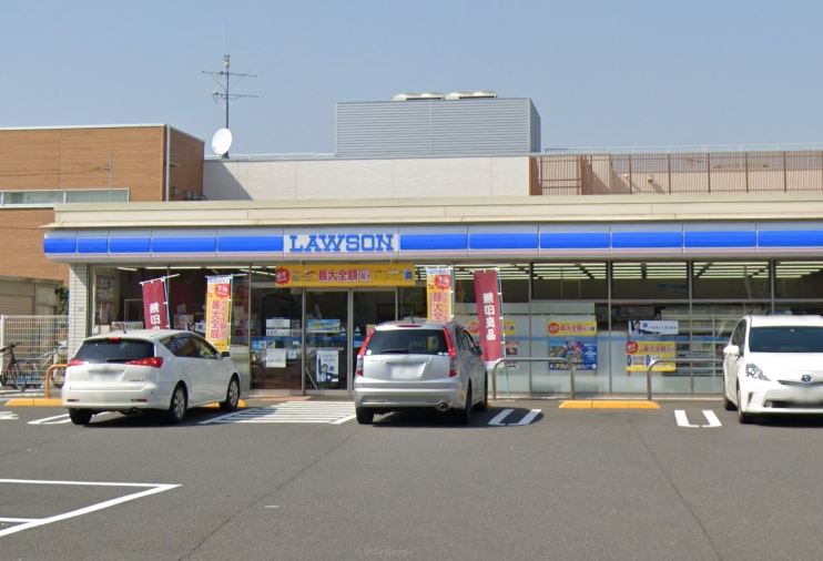 コンビニ　ローソン 狛江和泉本町三丁目店（コンビニ）まで333m