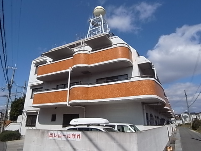 建物外観　タイル貼りの外観