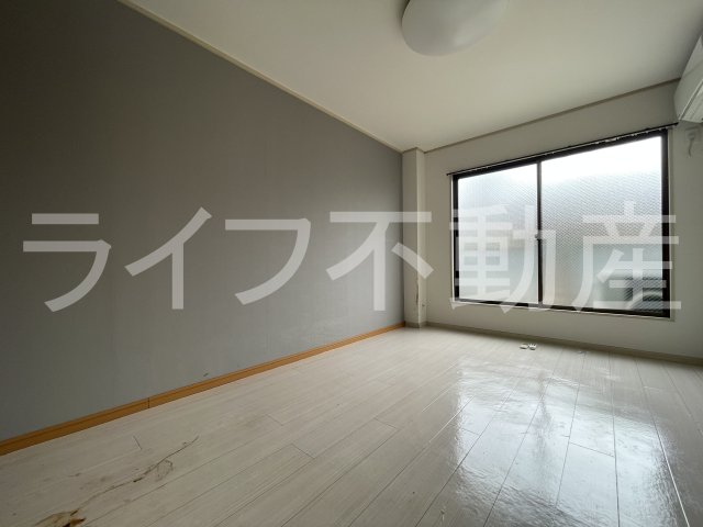 居室・リビング　ゆったりとした居間です