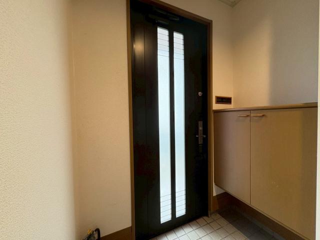 玄関　※同物件の別部屋