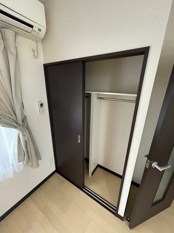 収納　クローゼット