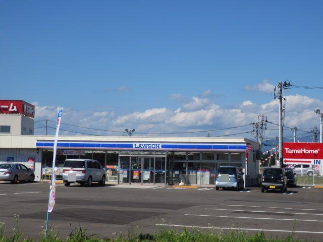 コンビニ　ローソン秋田御所野堤台一丁目店（コンビニ）まで600m