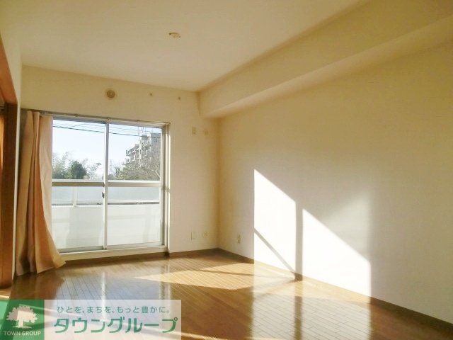 居室・リビング　お問合せはタウンハウジングまで！※現地待合わせ相談可能