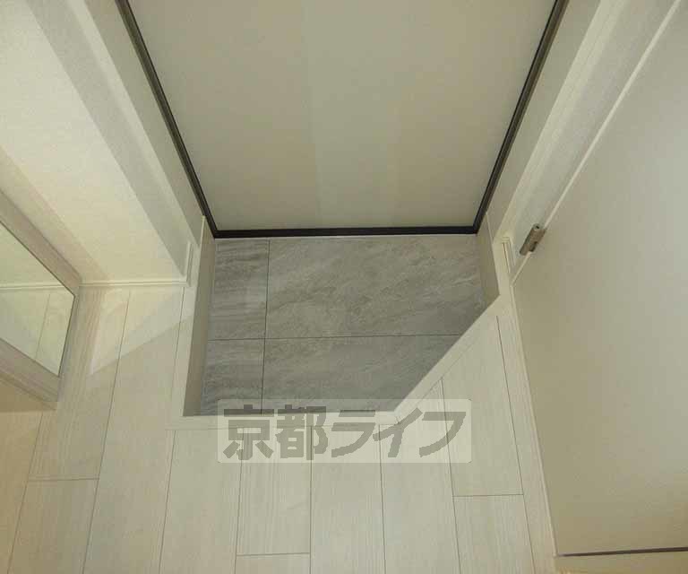 玄関　段差少な目