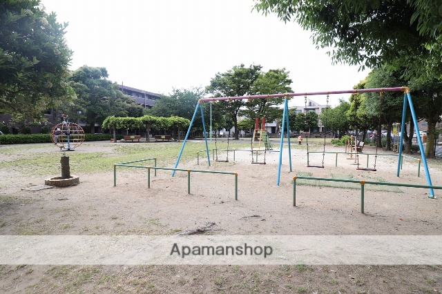 公園　中江川添公園（公園）まで796m