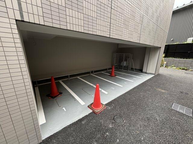 駐車場　バイク置き場