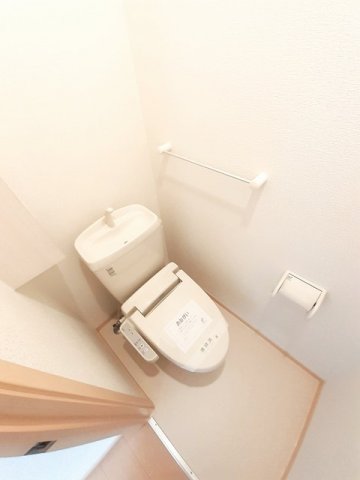 トイレ　シンプルで使いやすいトイレです