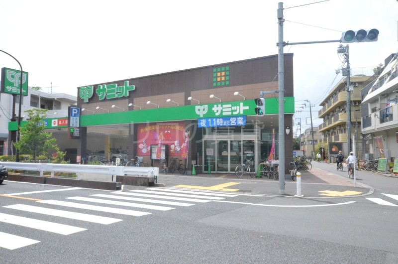 スーパー　サミット　大森西店（スーパー）まで895m