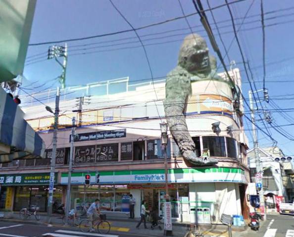 コンビニ　ファミリーマート太子堂三丁目店（コンビニ）まで505m
