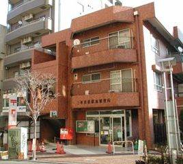 郵便局　三軒茶屋駅前郵便局（郵便局）まで686m