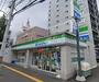 コンビニ　ファミリーマート札幌南5条東店（コンビニ）まで65m