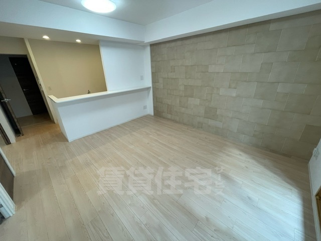 CREST COURT DOSHINの居間写真